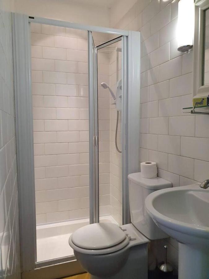 Lovely 2 Bedroom Flat In The Heart Of The City 爱丁堡 外观 照片